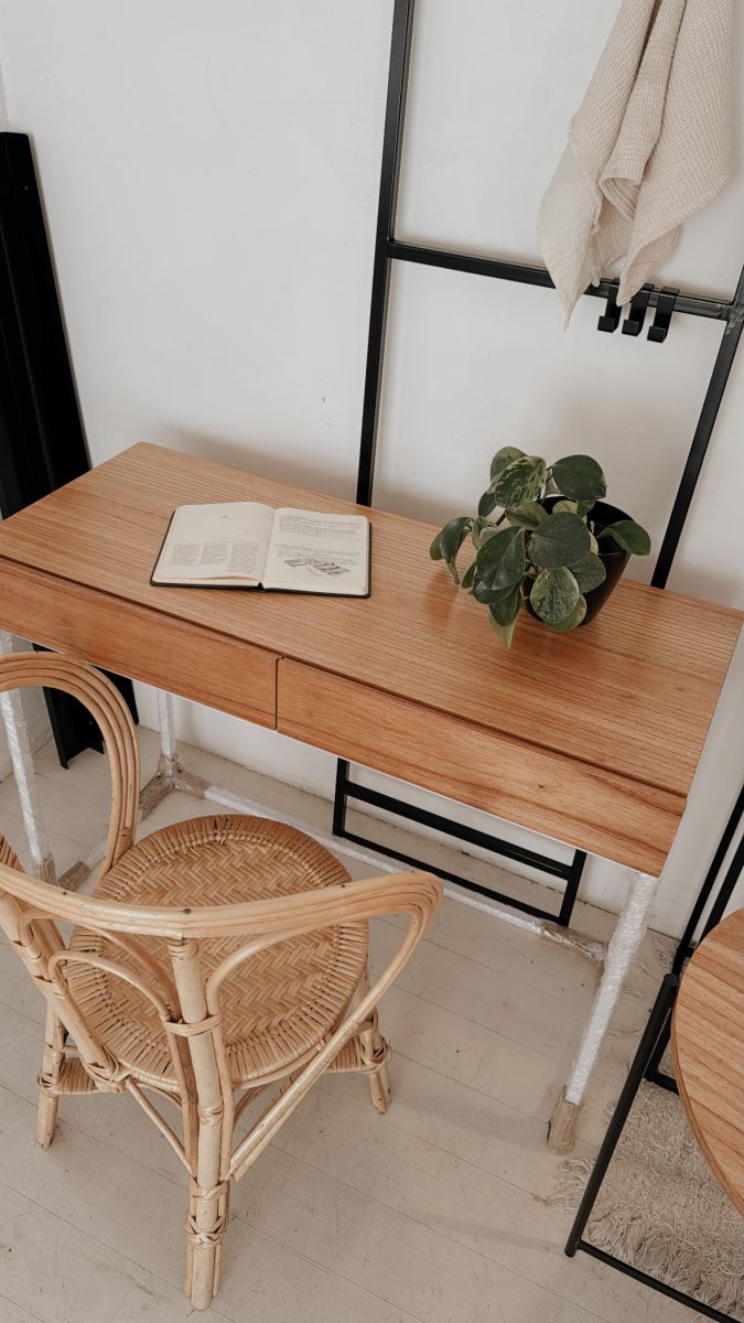 Escritorio Valencia con cajonera